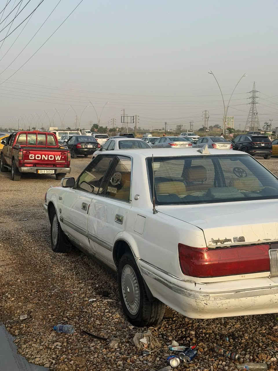 كراون سيدان • ١٩٩٠ • رقم بغداد