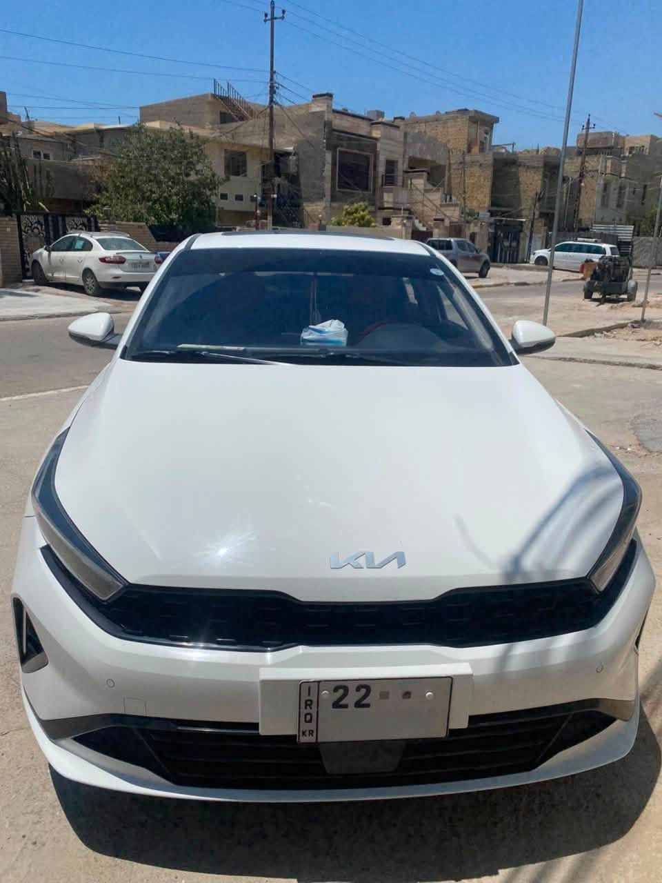السلام عليكم
كيا K3
رقم اربيل 
موديل 2024
الون  ابيض 
فول مواصفات 
محرك 1500 دبل نوزل 8 بخاخات دوش 
مكفول من التبديل والصبغ بارد قليل بجاملغ
بصمه تشغيل + بصمه ابواب دخول ذكي+ جنطه بصمه
حساسات اماميه خلفيه 
كشنات جلد 
وضعيات قياده 
لايت زينون
اشاير بالمري 
سلايت فتحة سقف
بك لايت لد
باقي مواصفات الفول معروفه
مكان السياره بغداد. 130وبيها مجال قليل
الرقم***********
