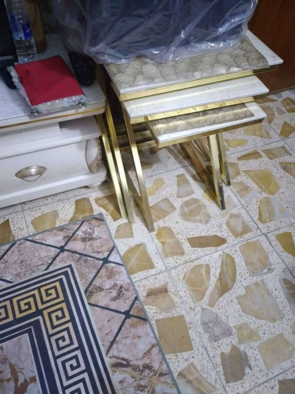 ٣ طاولات • ميز تلفزيون • بغداد