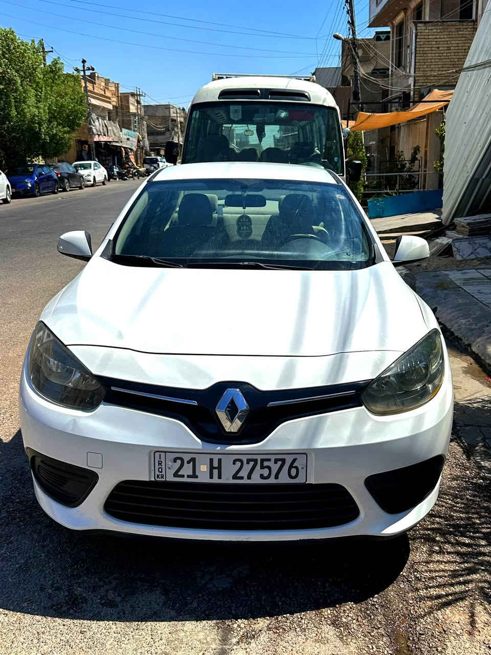 🚗 للبيع او مراوس بسيارة 7 راكب
رينو فلونس 2016 كفالة عامة
🛑 السيارة بحالة ممتازة ومهتم بيها من كل النواحي كصيانة.. جاهزة للاستخدام وما تحتاج صرف عليها فقط تفولها بانزين ودهن اصلي.

🔖 السعر 86 ورقة وبيها مجال

مكفولة من الصبغ والبارد 

محرك وكير خير من الله 

تبريد شغال 

🚧 المواصفات :

- محرك 1600

-سيارة رقم سليمانية حرة وبأسمي 

تحكم كهربائي بالمرايا الجانبية

- إشارة بالمرايا الجانبية

- بطارية جديدة

- تايرات جديدة

-صدر السيارة المامي ممتاز 

الخلفي نظيف بنسبة  85%

- السيارة نشطة وما بيها اي نقص 

سنوية لل 2031

📍 المكان: بغداد - الحرية

***********
