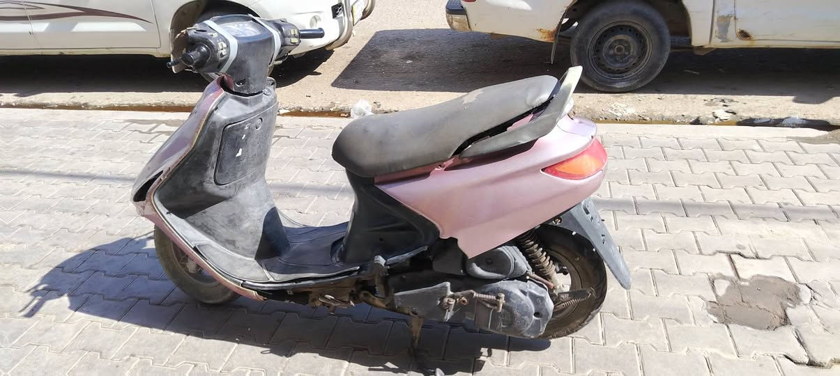 دراجه فراشه نثيه شغاله تجفيت جديد بوشه وبستم السعر ٢٧٥ وبيهه مجال قليل البصره قضاء المدينه السوق مراسلة وأتساب ***********
