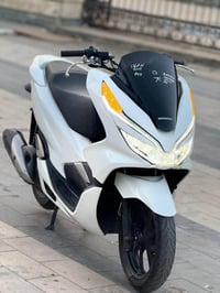 للبيع دراجه pcx  جيل ثالث بصمه الحديث  يوماهاالاصلي  مكينه 150 حساس حر...