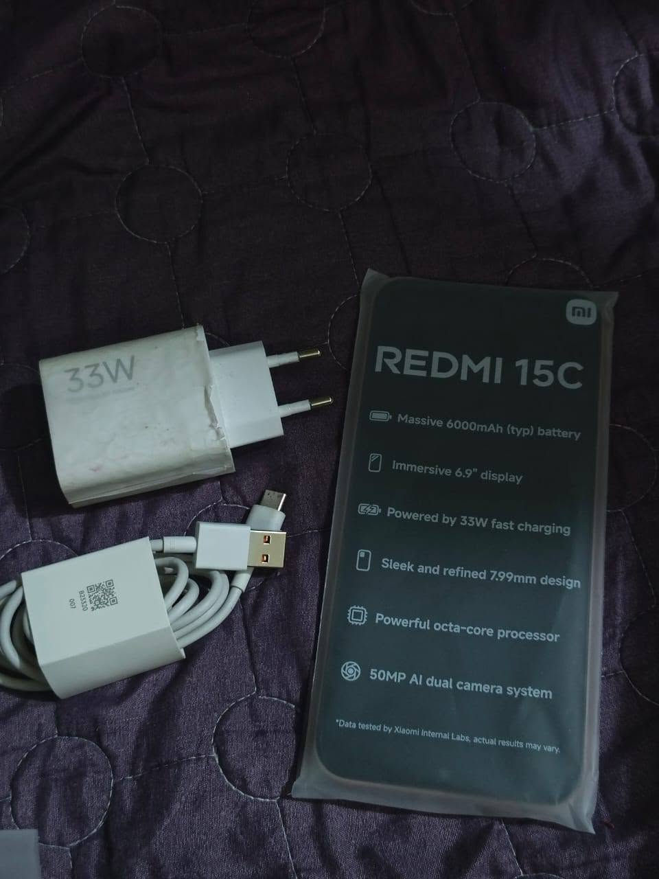 سلام عليكم 
📱 إعلان لبيع هاتف Redmi 15C (جديد بكرتونته)
​للبيع هاتف ريدمي 15C جديد كلياً بعده بكرتونته مستخدم اسبوع واحد فقط وملحقاته الأصلية!

​✨ المميزات والمواصفات:
​الذاكرة: 256 جيجابايت والتخزين العشوائي (RAM) 16 جيجابايت (8+8).
​البطارية: عملاقة بسعة 6000 ملي أمبير وتكفيك لفترة طويلة.
​الشحن: شحن سريع بقوة 33 واط.
​الشاشة: كبيرة وواضحة بحجم 6.9 بوصة وبسرعة تحديث 120 هرتز.
​الكاميرا: مزدوجة بدقة 50 ميجابكسل تدعم الذكاء الاصطناعي.
​الأداء: معالج قوي ثماني النواة وتصميم نحيف وأنيق.
​
📍 المكان: [ كربلاء ]
​للتواصل والاستفسار يرجى مراسلة الخاص أو الاتصال على الرقم: [***********]
