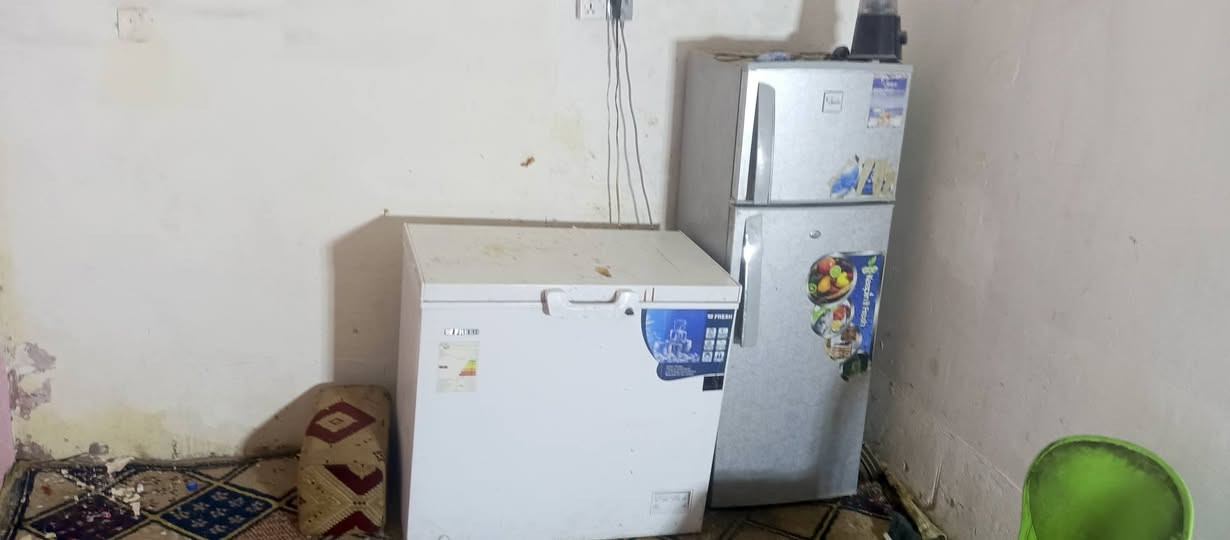 غرفه نوم  400 وبيها مجال
+ثلاجه    200

+مجمده   200

+مرجوحه للبيع    125وبيها مجال

‏‪***********‬‏ صاحب الغراض
