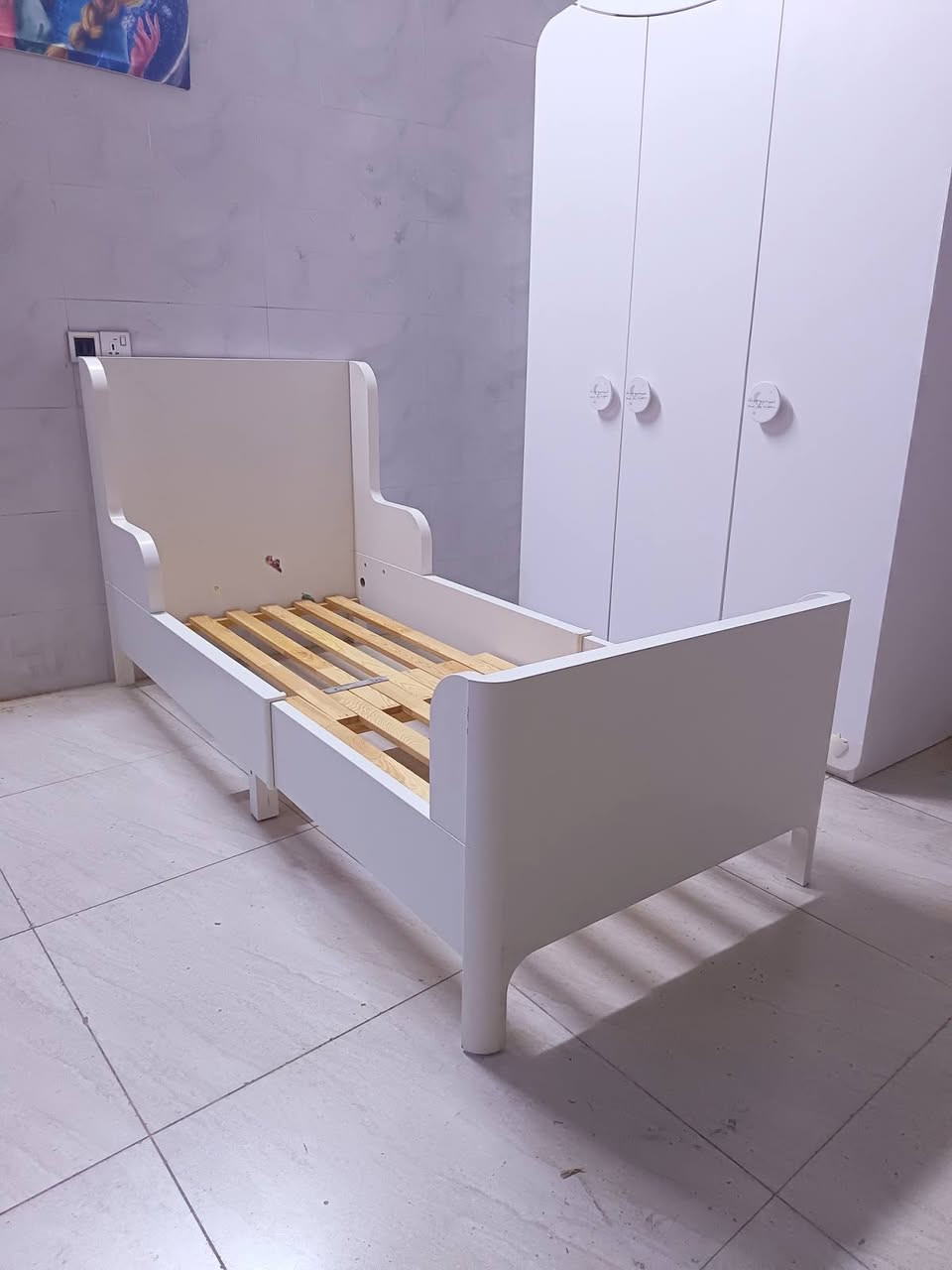 بوفيه • ٣قطع • نظيف