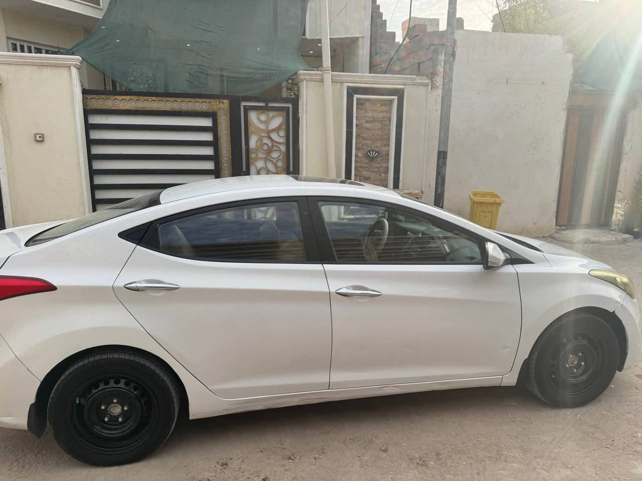 سلام عليكم 
النترا موديل 14 خليجي فول مكينه 1800 دوش
سياره جاهزه كير ومكينه وتبريد حداديه 
سياره بيه باب الخلف العبري مبدل وجاملغ الخلفي الداير راجع بارد ومصبوغ وجاملغ الامامي مبدل تجاري ومصبوغ 
تبريد منظومه جديده من طول لطول كير مكينه ما مفتوح بيهن برغي لا تنقيص ولا تبخير  سياره نصبتها حلوه غرفه سياره حلوه  رقم انكليزي سنويه لحد 2030 
سعر سياره 112 او مراوس حسب الرغبه واذا شفت سعر هواي عليك ان شاءالله تحصل افضل منها وبسعر الي يعجبك 
مكاني شط العرب  نهر حسن شارع الدواجن 
رقم تلفوني *********** البصرة, العراق
