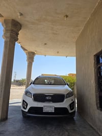 سورنتو 2017  فول مواصفات مكفوله كفاله عامه رقم بغداد تحويل مباشر  6 سل...