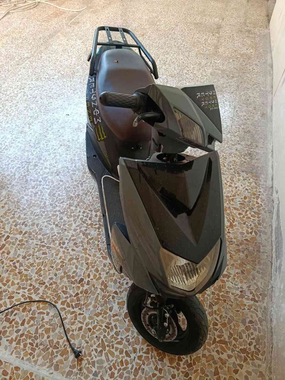 للبيع مستعمل قليل سعر400 ***********.   ***********
