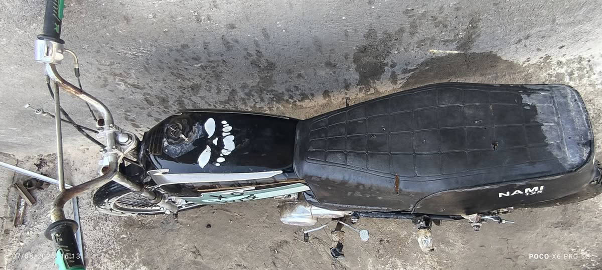سلام عليكم ورحمة الله دراجه للبيع جاهزه الدراجه بس عوزها تفيلس ماعرف شنو ماتشتغل محركها كايم بس صارلي يومين من مجفته السعر 250 بيها مجال لشراي  العنوان كربلاء طريق كربلاء نجف عمود 711    \\\\\>*********** التواصل على الرقم
