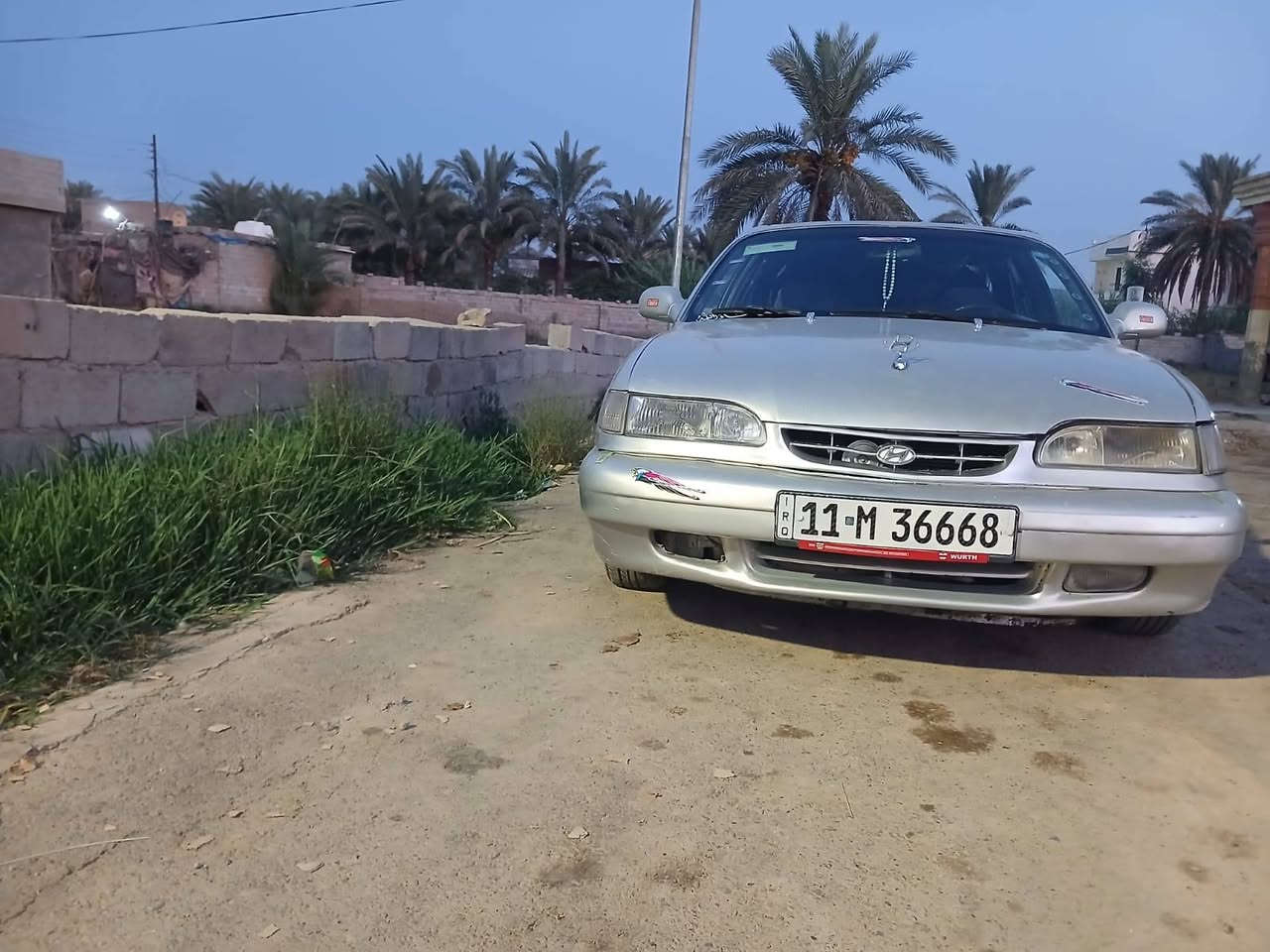 السلام عليكم سوناتا تو مديل 96 رقم بغداد كير اوتماتيك السياره وضع شركه داخل وخارج سياره خير من الله تخم تاير كهربائيات كلها شغاله سياره ترايك وين ميعجبك
رقم جديد 
مابيه شي نقص متصرف عليه الف اذا الله ستر 
السعر 42 وبيها مجال 
مكان سياره ديالى الخالص 
متواجد خاص وهاذ رقمي ***********
