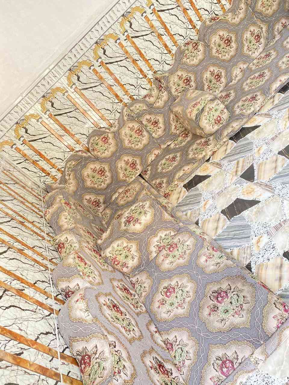 كعده عربيه قياسهه ٦امتار
بيع مستعجل ب 75 العنوان القبله شارع المدارس للتواصل,***********
