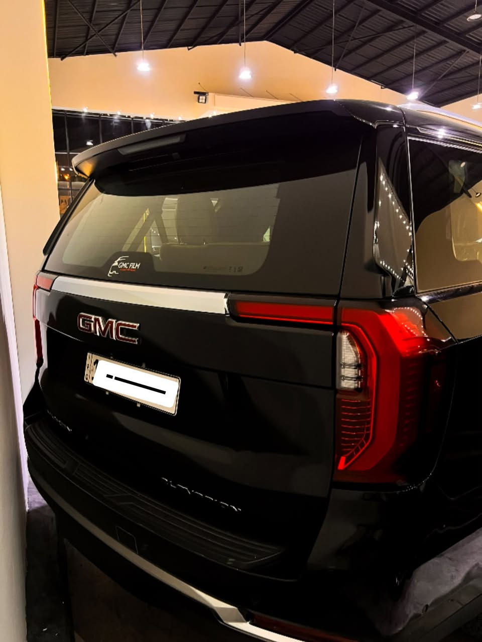 GMS YUKON ELEVAlON 2025 وكالة
ppfالمنصور بعدها بلضمان ومغلفه

*مكفولة كفالة عامة عدا ملاحضتين موضحه في الصور
الباقي مكفول وها السيارة ما بيها ولا قطعة دبل كود
 
مواصفاتها 
رادارت امامي و خلفي وجانبي 
5 كامرات 
شاشة كبيرة
بصمة
دخول ذكي وتشغيل ذكي
عدادات ديجيتل
داخل جلد ابيض 
كراسي كهرباء 
جنطة كهرباء
كير تعليك
مري شفط
ثلاجة وسطية
شاحن وايرلس
وبيها بعد هواي مواصفات
مكاني بغداد المعارض

بيع ومراوس وشراء

***********
