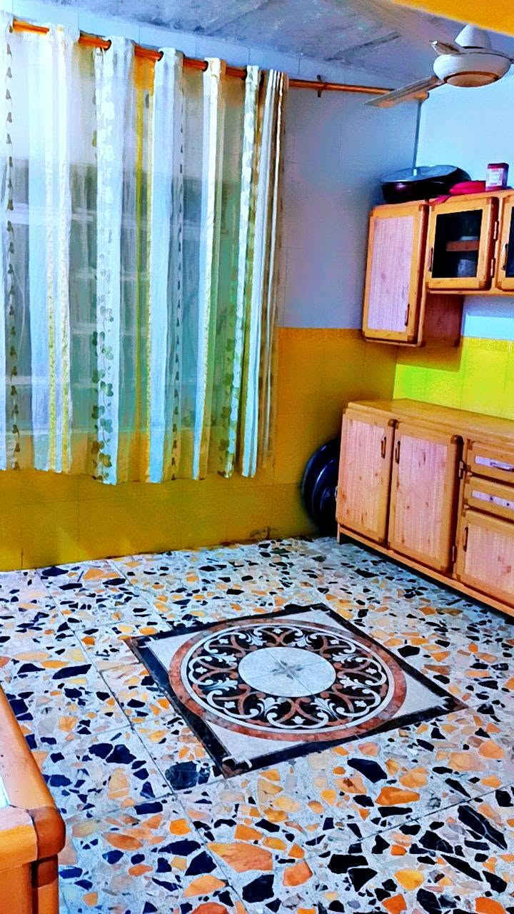 للبيع بيت طابو زراعي المساحه ٣٠٠ متر السعر ٤٠ بي مجال كوفه علوه الفحل قرب المشروع يم صيدليه بابل الشراي يتصل *********** النجف الاشرف
