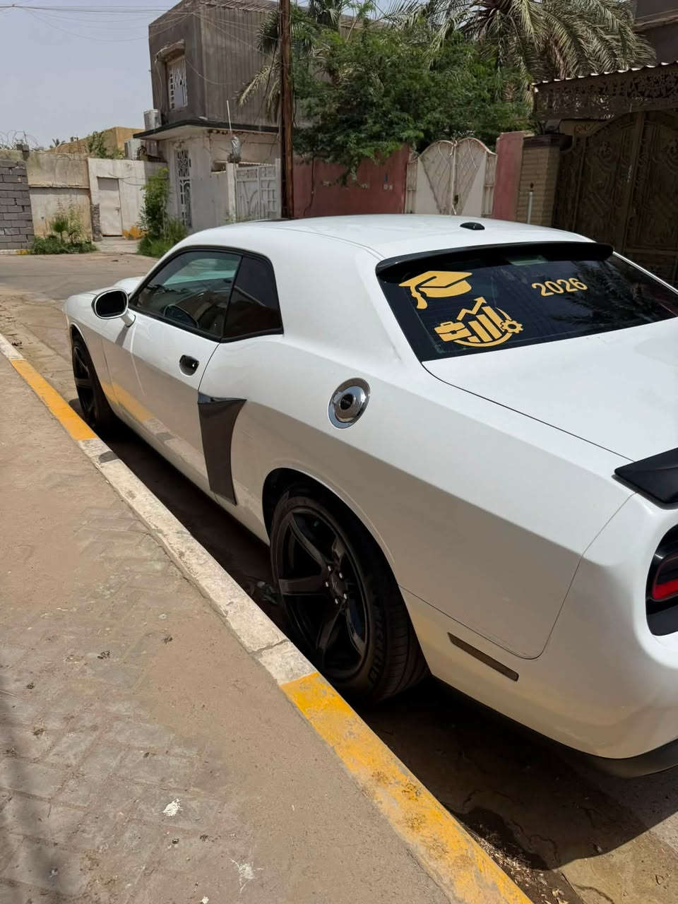 السلام عليكم جالنجر rt محرك 5700 للبيع السيارة مواصفات فتحة سقف وباقي مواصفات الارتي
الاضافات العليها
srt هدرز
kn شوته
اويل كاج كان دبات سود Srt
مروحة العاصفه srt
برمجة ببكور وسيفتي
كفرات فجوج امامي 6 بستم خلفي 4 بستم ويل نجمه خسفه قويه جديد بدون لا فطر ولا لحيم تخم تاير جديد حداده جديده 
تبريد منضومه جديده واكسل كفاله ومحرك ما مفتوح وكير ما مفتوح شرط على الفحص كفاله
ضرر السيارة بيه صفحه لعبري و بنيد محدث مثل لبلصور ممشى السيارة 100 كيلو حقيقي
رقم بغداد تحويل بشرط سنويه مكتوب 5700 متنتهي سعر السيارة 157 وبيها مجال بسيط مال شرايه  اتصل ما متوفر على السوق المفتوح متوفر واتساب واتصال
رقمي ***********
