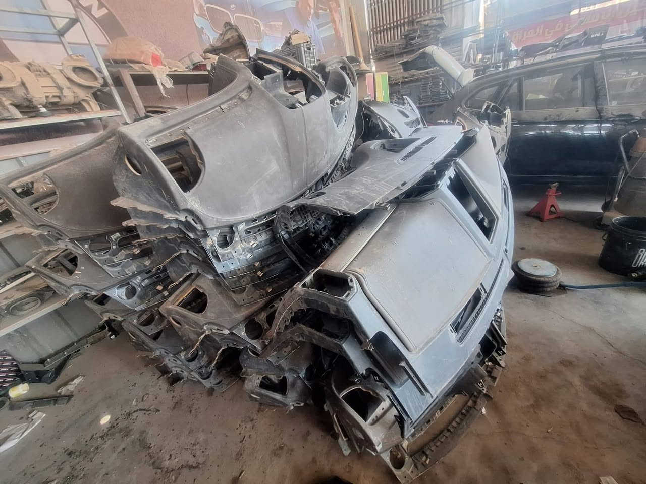 دشابيل اوباما بدون أيرابك تطريز دبي .اسعار تنافسيه
سعر الجمله شلع ٤٠ الف 
سعر المفرد ٧٥ 
*********** مكاني حله

نص مكتوب في الصور:
- ZERO40 WORKS WITH GoPro 23mm f/1.75 1/60s ISO465
- ZERO 40° WORKS WITH GoPro 23mm f/1.75 1/60s ISO177