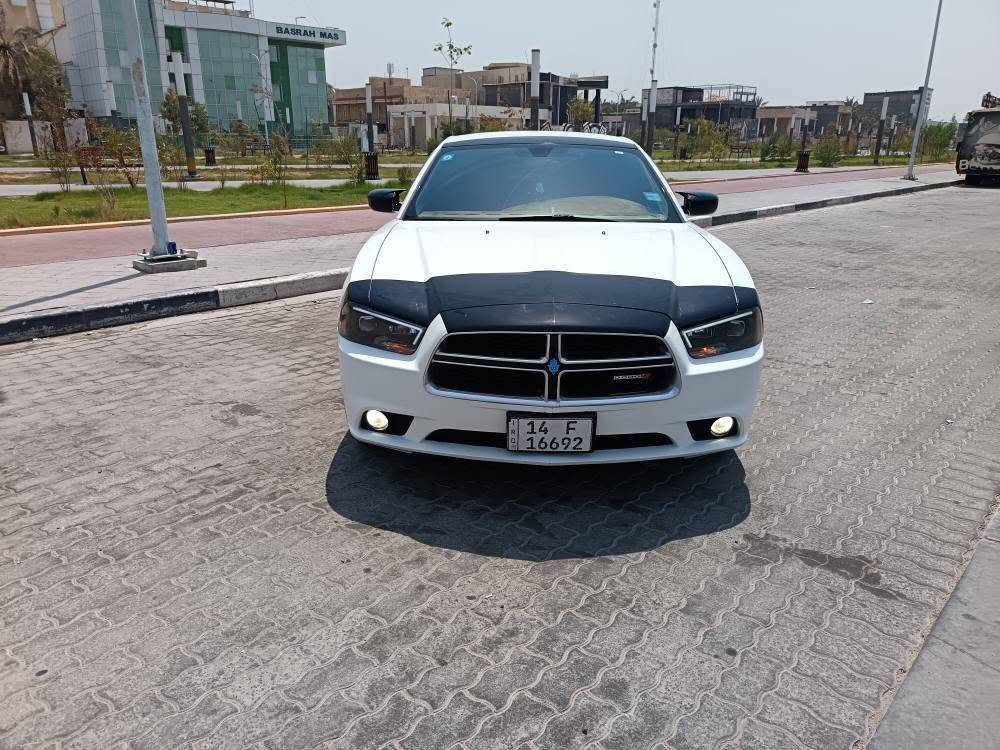 جارجر مديل ١١ بصره تحول رقم جديد سياره جاهزه مكينه كير تبريد مكفول سياره بيه قبق صندوق تبديل وبيه ٣ قطع فتح سعر ١١٨ رقمي *********** البصرة, العراق
