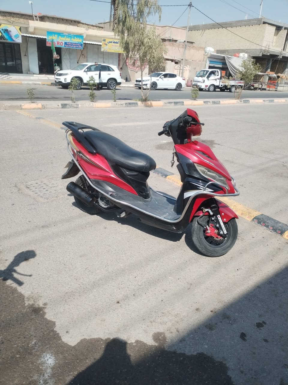 للبيع اسبيسي. 23سعرهه 300.اني مكلف. بنشر.  هاذ. رقم. راعيه***********مكلف. بنشر لحد ايعلقلي واسط قضاء النعمانيه
