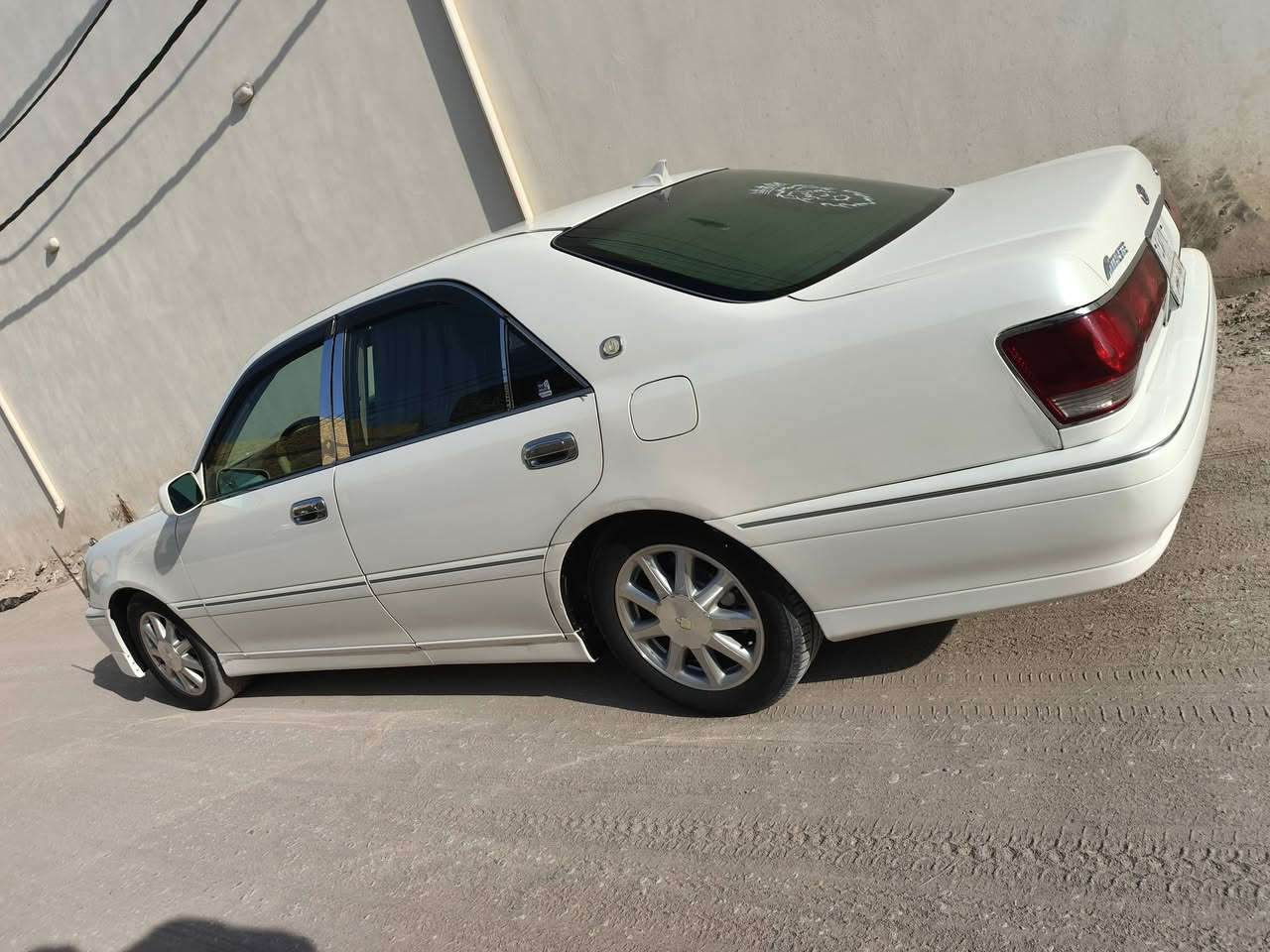 للبيع ملكه كركوك مفحوصه ومكمركه باقيه ع الرقم دكمتين ديفور الصغير مابيها كص ولاصبغ السعر 100 مكانها نجف ***********
