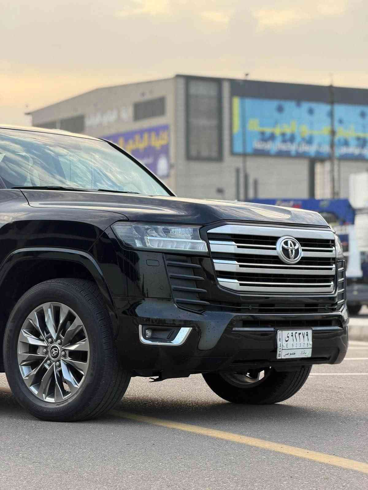لاندكروز • ٢٠٢٢ • رقم بغداد