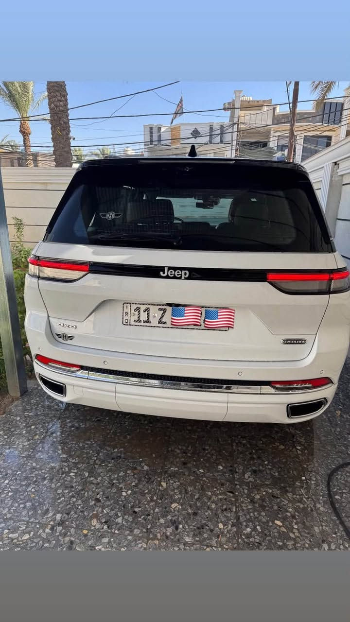السلام عليكم
جيب 2024 خليجي  فول وكالة هارلم ماشية 15 الف دفع رباعي 4X4 
نظام التعليق الهوائي (جكات)
فتحة سقف بانوراما صندوق كهربائي 
شاشة عرض (داتا شو)شاشة لمس بنظام Uconnect 5 بقياس 10.1 انج مع نظام ملاحةشاشة القيادة الرقمية بقياس 10.25 انج رادار نقطة العمياء تحديد مسار 
نظام التعرف على اشارات المرور
حساسات امامية وخلفية
كاميرات 360 كاميرا رؤيا ليليه
المرآة الداخلية مزودة بشاشة لعرض الكاميرا الخلفية مانع تصادم خلفى
نظام قيادة المقاعد الامامية كهربائية ومساج وذاكرة المقاعد الامامية مبردة ومدفأة
المقاعد الخلفية مدفأة نظام ابل كار بلاى 
و اندرويد اوتو لاسلكي نظام صوتي  9 سماعات من ALPINE دخول ذكي (بصمة)
نظام التشغيل عن بُعد مرايات كهرباء مدفئة
مصابيح أمامية أوتوماتيكية مع مصابيح نهارية وكشافات ضباب LED نظام التحكم التلقائي في الضوء العالي دوسات جانبية
ماسحات زجاج أمامي حساسة للمطر
شاحن هاتف لاسلكي
السيارة بعدها بالضمان صيانة مجانية 
رقم بغداد تحويل مباشر مكان السيارة بغداد 
السعر  455 بي مجال 
اتصال /***********
استفسار اتصال ع الرقم
