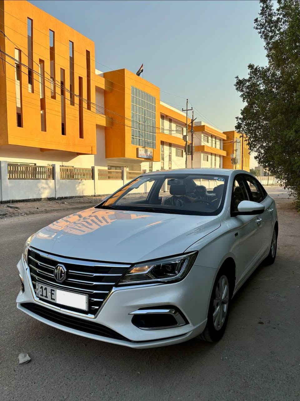 #اخت_الزيرووووووووووووو                        
 Mg 5
ام جي 5 خليجي 2025 ام الضمان 6 سنوات او 
200.000
سياره جديده  ماشيه 23 الف  حقيقي 
استخدام شخصي سياره ادامه وصيانه كله بل شركه داخل الضمان // داخل اسود رقم بغداد بسمي سنويه 2031 هزه جديده سياره مواصفات ستاندر بلص / ويل كب / شاشه كبيره اندرويد اوتو و كار بلي /اشاير بل مري /مري كهرباء / بك لايت لد / صندوك بصمه وسنتر لوك / لايتات اماميه عدسه متحرك / تحكم ستيرن جهتين / كروس سرعه / حساس اطارات / شاشة اعطال 

سياره جديده سبير مانازل عده سلامه وكتلوكات الشركه و ارضيات الكاربت بعدهم بل نايلون غير مستخدمه 

مكاني بغداد الدوره 
رقم صاحب السياره 
***********
السعر :: اطلبه بالتعليقات يصلك خاص 📩

#ادارة_الصفحه ⚡

ملاحظه / 🔴
مدير الصفحه غير مسؤول عن بيع وشراء واصوليات السياره نحن صفحه لعرض السيارات فقط.
