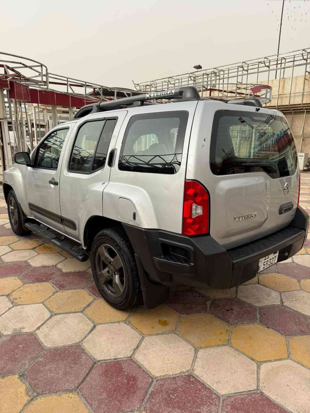 السلام عليكم
نيسان اكستره وارد امريكي بيها جاملغ وبنيد بدون دواخل
كير مكينه كفاله اترايك وين ميعجبك سياره جهازه وخير من الله  مكانها واسط ***********
