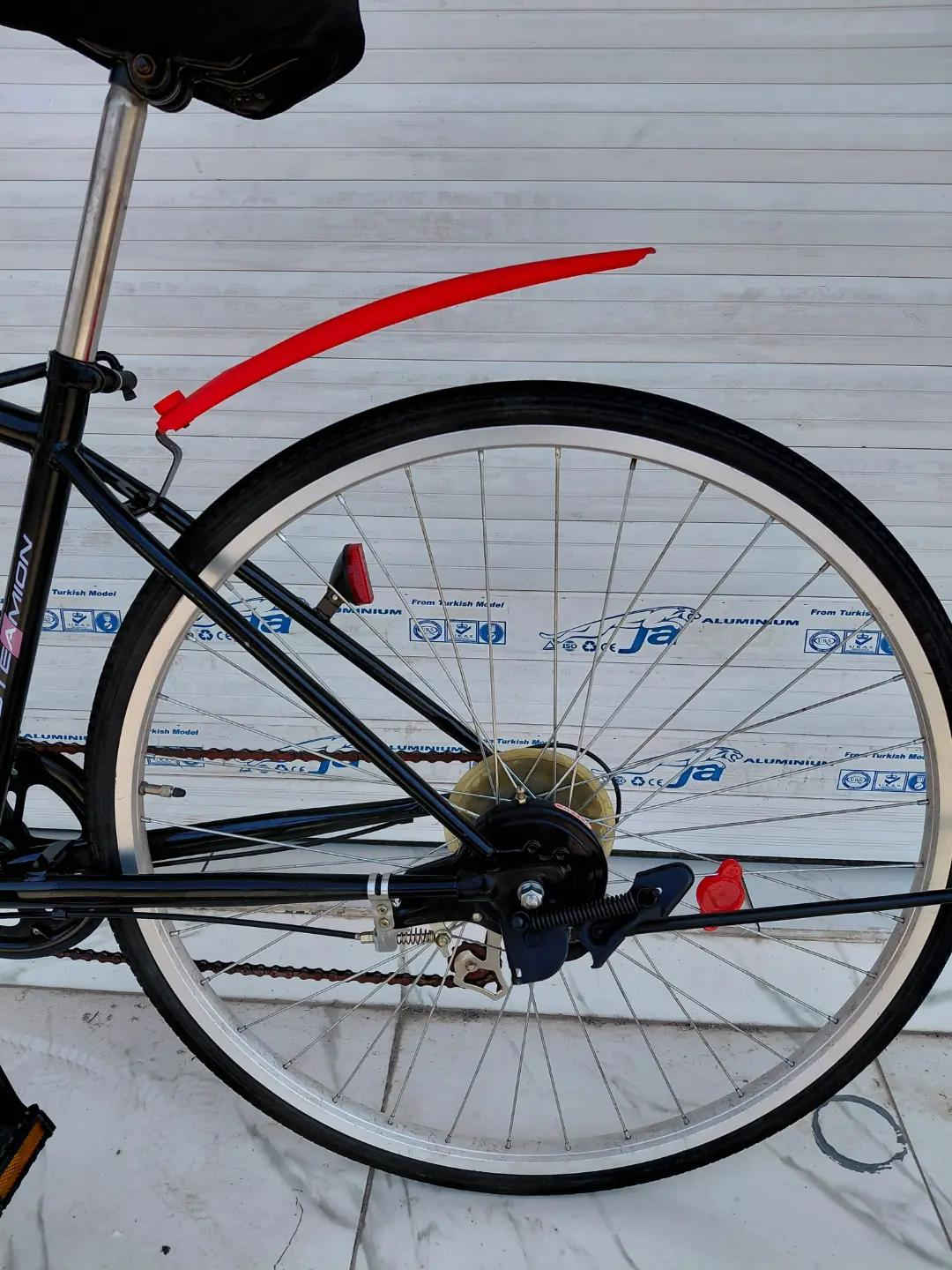 C700 حجم الويل 27 المعدن حديد  موديل الدراجة 2021 6 سرعات من shimano دراجة حلوة ونظيفة السعر 140  الف شامل التوصيل     ✈يوجد توصيل لجميع المحافضات ✈ كركوك مدخل سايدين حي الاسرى والمفقودين  معرض ابو شيفان ( *********** )
