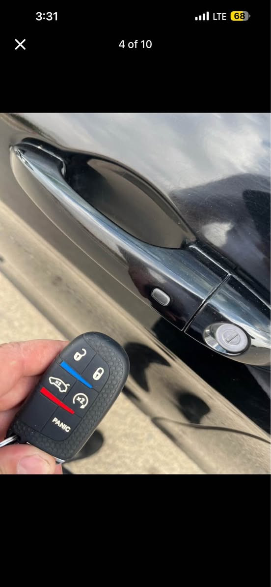 Jeep Cherokee 2023 black Top awd
سعر🔥🔥 128$ مجال
٠۷٥۱۱۷۷٠۸۷٠
بصمە شغال رادار دبل اکسل سندوق شفط شاشە گەورە برێک بصمە و ئۆتۆ هۆلد ئۆتۆ ستارت کوشن هیتر کوشن جلدو کوشن کارەبا سوکان هیتەر پێنج مۆدی لێخورین دەبل گێر حساسی ناو دەعامی راداری دواوەو ئاوینەکان و خەتی جادە فول تحکمات ستیرن
دەرگا بصمە وویل کرۆم لایت لیدو زینۆن بلاجکتۆرو تولی سەر سەقف 
مکینە ۲٤ چوار پستۆن 
بونید جملاغ بۆیاغە بێ ناو گرتن شوخت و ساردی نیە
گێرو مکینەو کارەبای تەبرید بەری یزۆز بەشەرت
شوێن قەلادزێ📍
تکایە کریار نیت سەرمان مەهێشێنە لەگەل ڕێزدا رانية, السليمانية

نص مكتوب في الصور:
- ***********
- 3:31 LTE 68 4 of 10