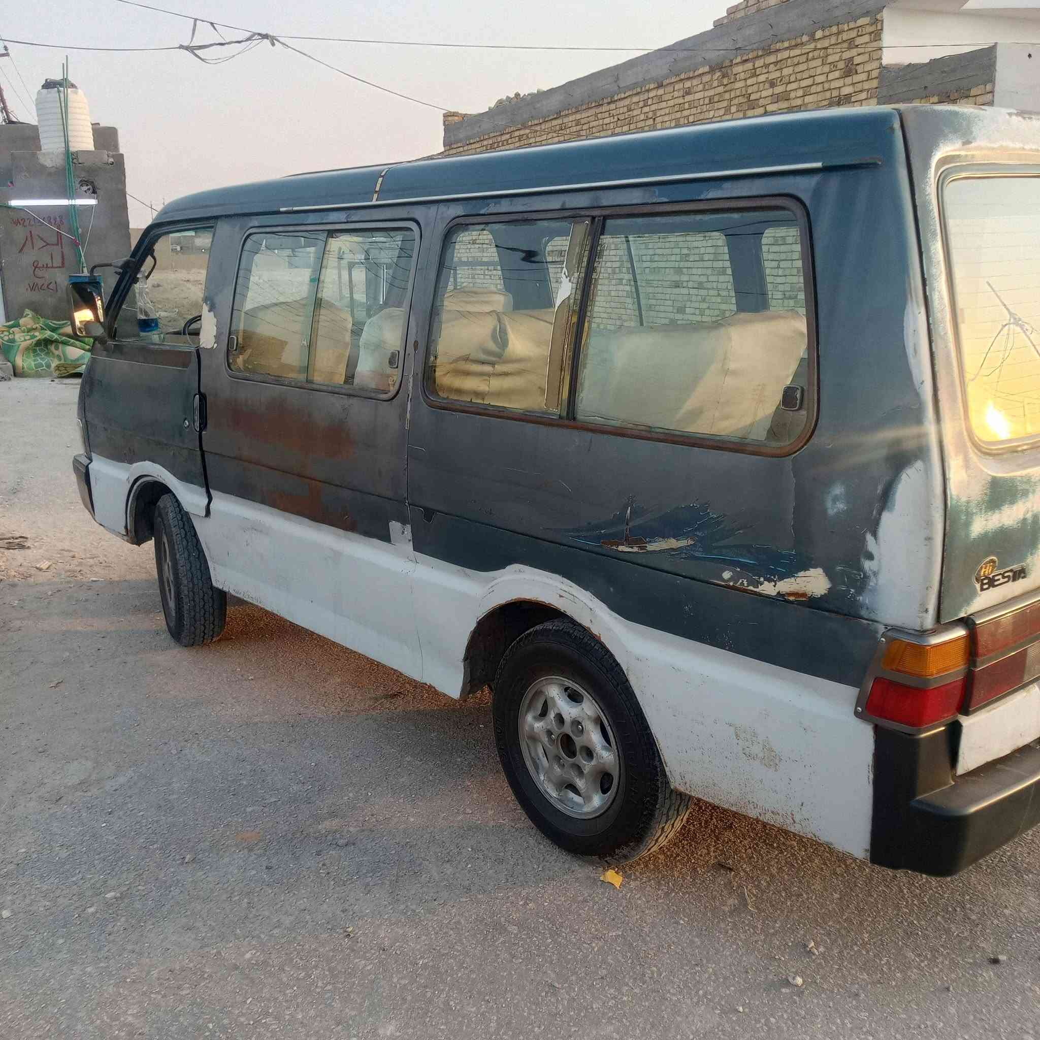 سلام عليكم سياره بسته البيع موديل 94 كير ومكينه وكسن نضيفات شواصي جدد بلادي حداديه وتأيرات وباتري جدد مصفره هيه ومرور تحويل ثاني يوم السعر 17 مكاني النجف رقم ***********
