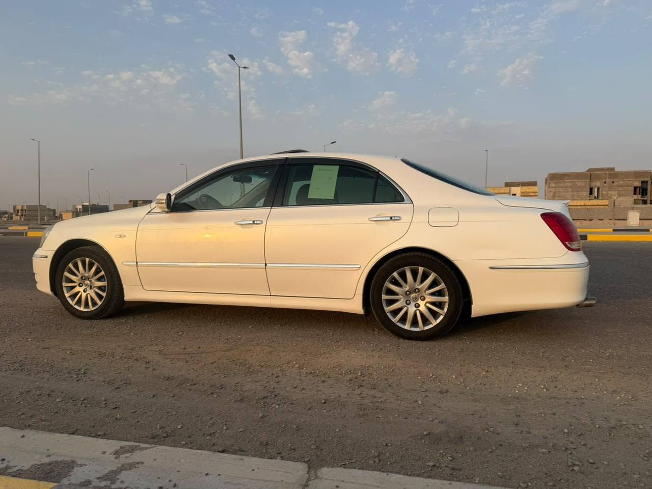 السلام عليكم ماجستا 2007 تسجيل جديد قرار 102 السياره فول مواصفات واحد على واحد باسمي رقم بصره 
سياره مقفوله كفاله عامه من الدعاميه للدعاميه 
مواصفات السياره 
رادار
ترحيب 
كشنات كهربائيه 
تدفع او تبريد 
ست بصمات 
وبعد بها مواصفات كلش هواي 
السعر 185 ورقه 
رقم الهاتف ***********.  ما متواجد بالفيس
