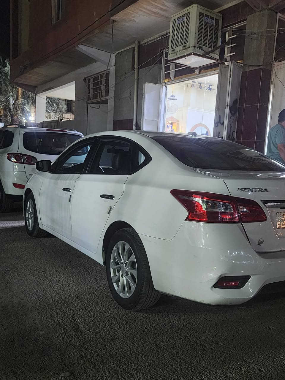 نيسان سنتره 2019وراد امريكي حادثها جاملغ وبنيد والباب مبدل بلادي بدون دواخل مواصفات svفول عدا الفتحه مكينه وكير شرط رقم دولي شرط التحويل مكان سامراء السعر ٩٨وبيه مجال اتصال عل ***********
