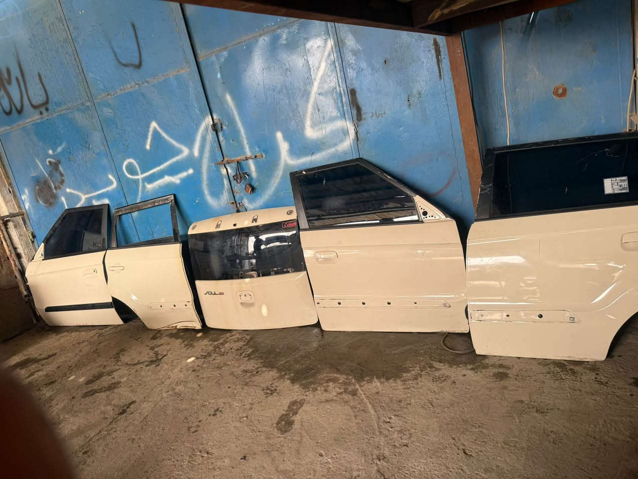 بيبان • صندوك • قطع غيار
