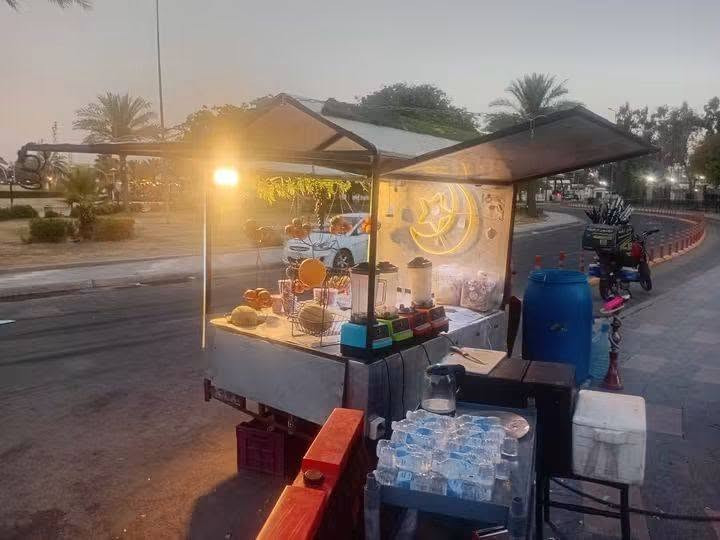 للبيع ستوته عصاير جاهزه بدون اي نقص وستوت مشاوي جاهزه وعربانت لبلبي وذره هم جاهزه مكانهن بغداد تواصل ***********واتساب
