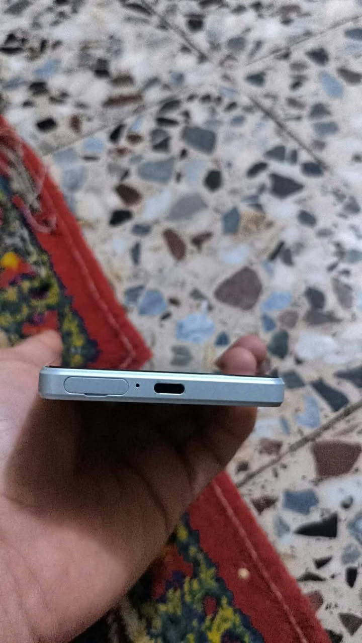 سوني اكسبيريا مارك 4 • ٢٥٦ • نضيف مكفول