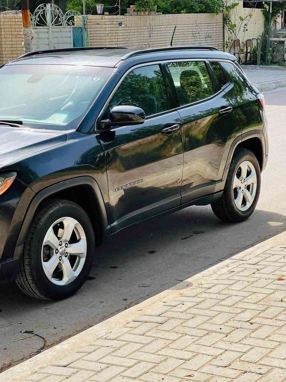 جيب كومباس 2018 4x4
كير محرك صدر مكفول تبريد ثلج وكله جديد

تحويل مباشر بـ اسمك ..

مواصفاتها تخبل :

شاشه كبيره 

كامرة خلفية

بصمه ابواب

تثبيت مسار

مثبت سرعة

تشغيل بصمة

فول تحكم ستيرن

تشغيل عن بعد

هند بريك بصمة

تبريد قطعتين

تبريد مناخين

تدفئه ستيرن

كشنات جلد

كشنات تدفئة

كشن كهرباء

دفع رباعي

٣ وضعيات قيادة

نقطه عمياء

اشاير مري

بلوجكترات 

رقم بغداد 

 سياره خير من الله 

وبعد بيه مواصفات

مكاني واسط كوت 

115 وبيها مجال 

***********

بي واتساب واني اخادم
