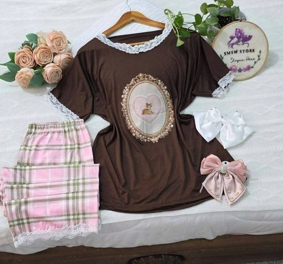 جمال القطعة يِمَنة غير 😍✨
👗 تراك قطعتين
🌸 خامة فانيلة قطنية صيفية ناعمة ومريحة
📏 فري سايز
يناسب من وزن 50 إلى 80 كغم
سعرَ تراك 17
توصيل 5 
تواصل عبرَ 
الوتساب/***********
التليجرام /ailf_2010
