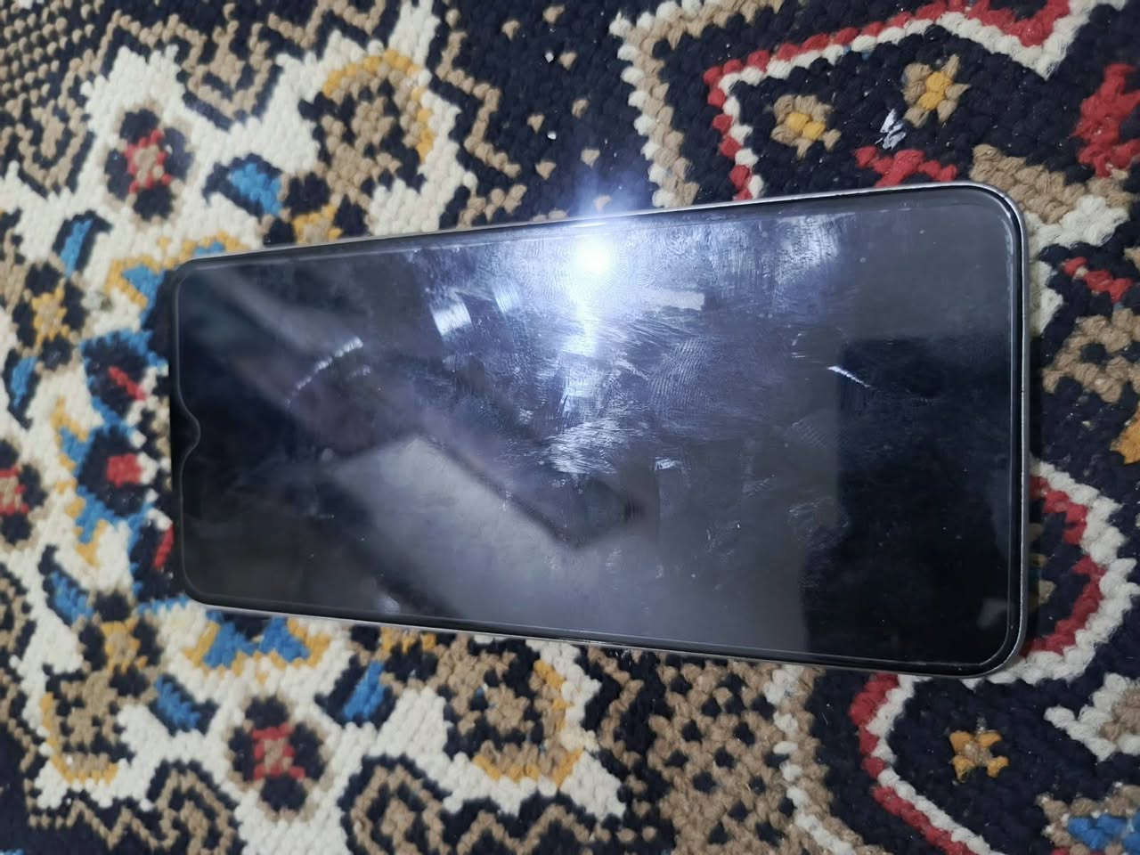 سلام عليكم شباب جهاز للبيع اسم جهاز هونر اكس8 نضيف مكفول من كلشي جهاز ذاكرته 128 سعر 140وبي مجال تصال ***********
