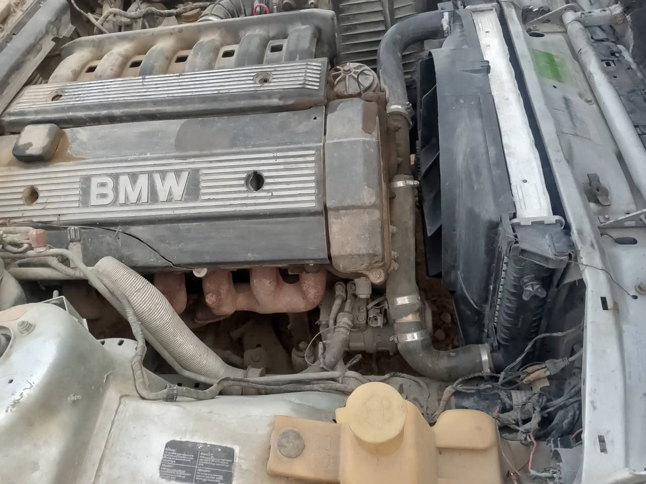 525
23
***********
