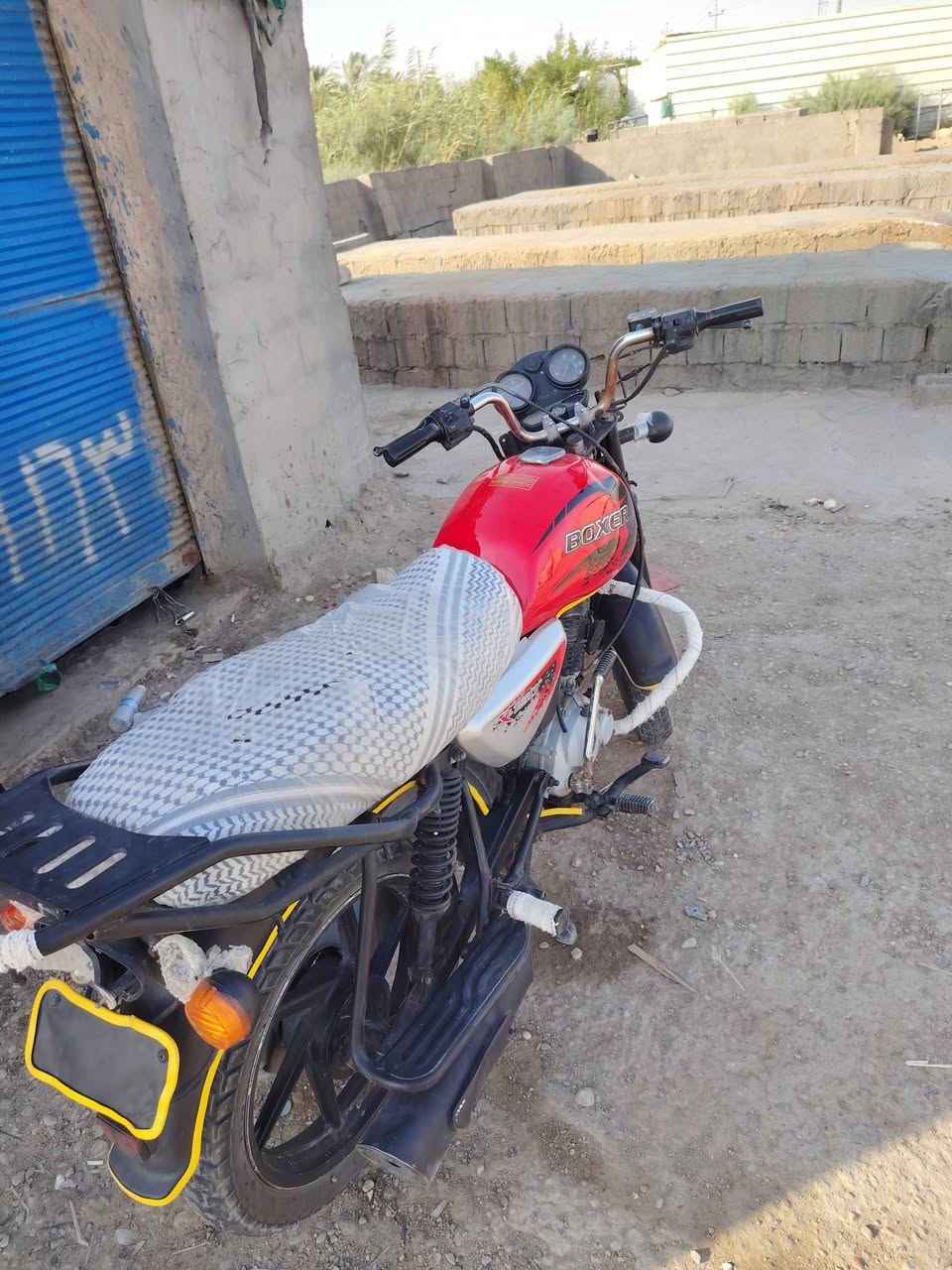 السلام عليكم دراجه بوكسر جبلي موديل 23 كلك مكفوله عشائر محركها ما مفتوح ولا برغلي كهربائياته شغاله من طول الطول الايت عالي وناصي شاير كل شقاله تواير بل جيس السعر 700وبي مجال مكاني ناصريه قضاء الصلاح رقم ***********

