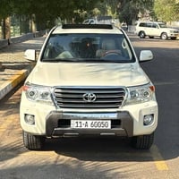 لاندكروزر GXR • ٢٠١٢ • ١٣٨ الف كم