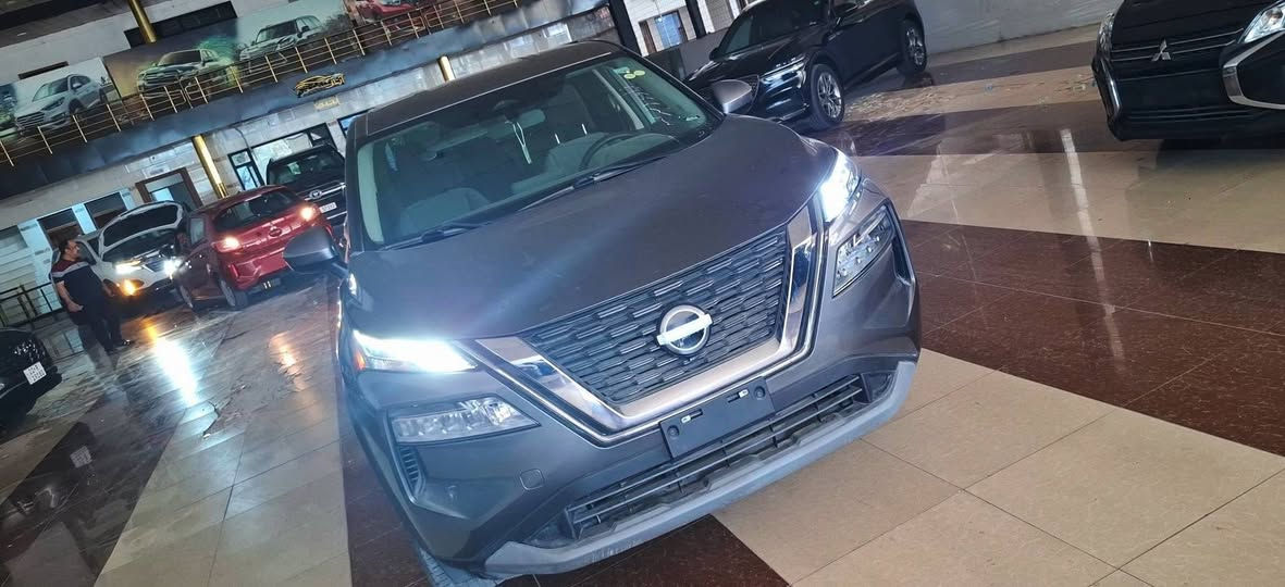 نيسان روج Sv AWD 
موديل 2023
لون نفطي
ماشية 43
مواصفات 
رادار امامي 
رادار جانبي 
شاشة كبيرة 
كامرة دوارة 
اوتو  ستوب
تحسس خط مسار 
كير طيارة 
سبورت عادي وتماتيك شفتات في ستيرن
محرك 3 بستن اقتصادي
تشغيل عن بعد
لايتات لد نهاري زنون
ويل 19 بلادي
تبريد قطعتين 
صور الضرر مرفق
ايرباك سليم ابشرط
الرقم كاتي اربيل 
السعر  130 ومجال
للاستفسار مراجعة الصفحة 
او الاتصال بالرقم 
*********** واتساب
