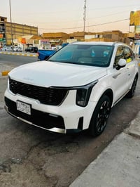 سورنتو ٢٠٢٤ • ماشي ٦٩٠٠٠ • رقم بغداد