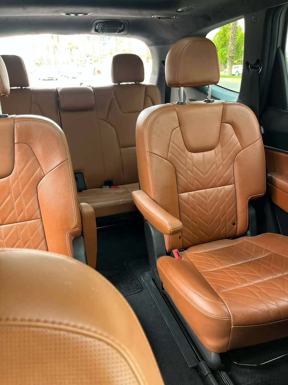 يا الله السلام عليكم ارخص تولرايد كلين بالعراق لمتدد برستيج دخول اربيل
🚨 للبيع Kia Telluride X-Pro  2024 دخول جديد تترقم اربيل🚨

🔹 الموديل: Kia Telluride X-Pro
🔹 المحرك: 3.8 لتر V6 — 6 سلندر
🔹 القوة: 291 حصان
🔹 : أوتوماتيك 8 سرعات
🔹 الدفع: رباعي AWD
🔹 المقاعد: 7 ركاب
سمنتي 
🔹 الداخلية: جلد تدفئة تبريد
🔹 الفئة: X-Pro
🔹 جنوط X-Pro أصلية
🔹 إطارات All-Terrain
🔹 سقف بانوراما 2 بانوراما 
🔹 روف راك
🔹 شاشات وأنظمة ترفيه
🔹 كاميرات وحساسات
🔹 تشغيل بصمة ودخول ذكي
🔹 تشغيل عن بُعد
🔹 مقاعد كهربائية vib منفصله
🔹 تدفئة وتبريد المقاعد
🔹 مقاعد صف ثالث
🔹 مثبت سرعة وأنظمة أمان ومساعدة للسائق
🔹 إضاءة LED
🔹 سيارة عائلية وفخمة وقوية جداً

📍 الموقع: أربيل  ***********
تترقم شمالي 

💰 السعر: 310 بدون قطرة صبغ
