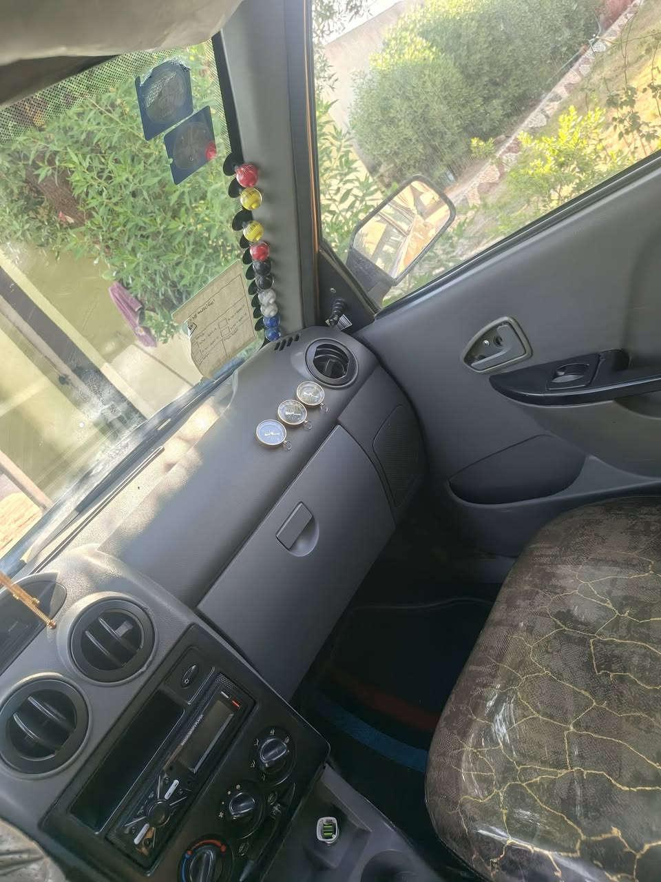 سلام عليكم اقره المنشور عدل ورسل عجبك عجبك ما عجبك لا تعلق ولا تعب روحك سياره مديل ٢٠١٢ سياره بيه جوملغ مبدل وشبر معجون جوه قبق البنزين  سياره مكينه وكير برايد جددد قطرت بخار ماكو سياره نضيفه كلش كهربات كله شغاله رقم بغداد مصفره هيه وغرمات باتري جديد  لويات طوق جدد لايتات زنون سياره كمله مكمله بس مشطه منكد وتيرات الخلفيه  سياره تريك وين ما يعجبك مدور ثاني يوم سياره مال واحد جناي ولله العضيم ماخليت بيه شي ما سويته سعره ٢٧ مكاني ديوانيه ***********
