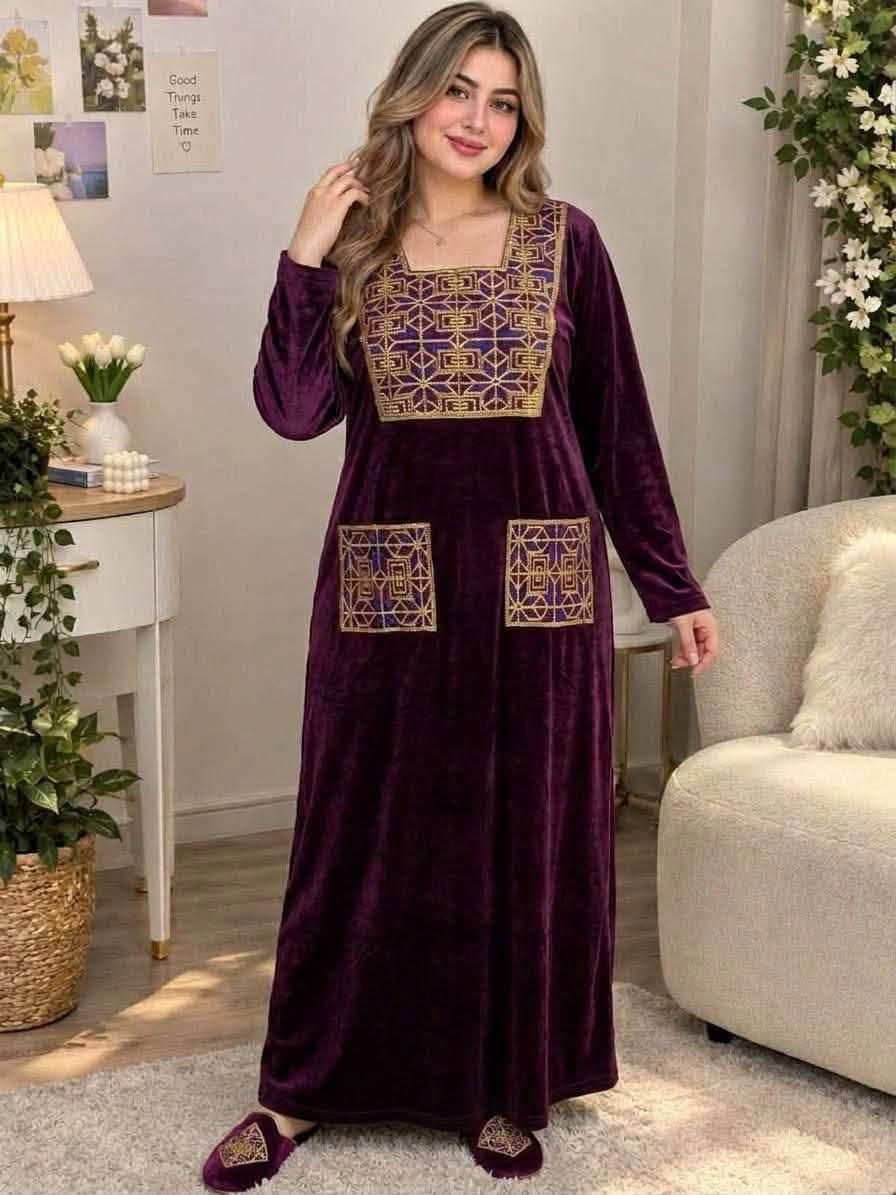 دشداشة • مخمل • مقاسات L/XL/XXL