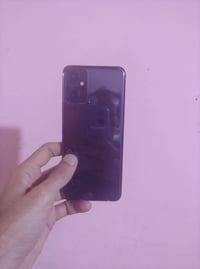 انفنكس هوت ١٣i • ٦٤ • نضيف