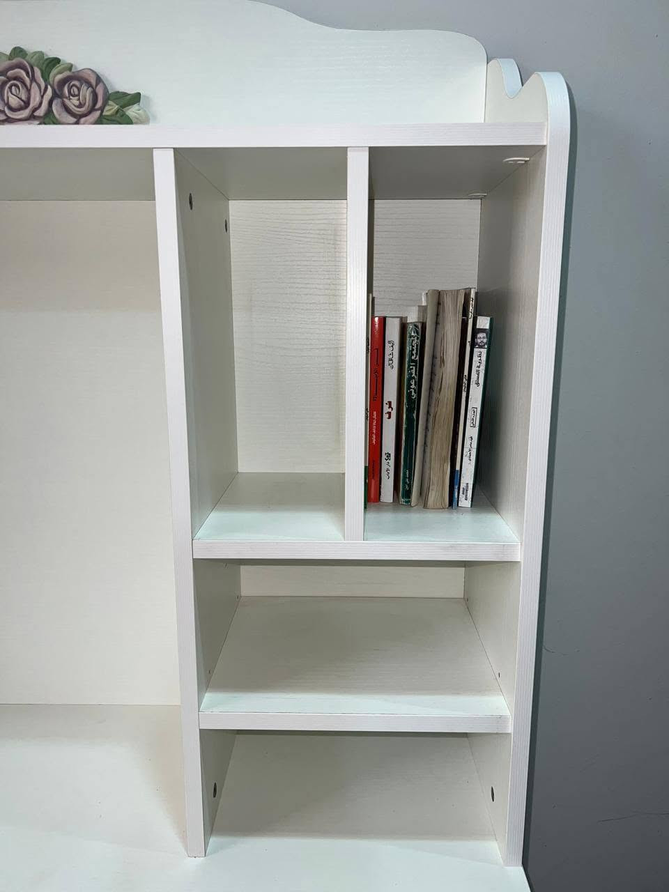 مكتب وميز دراسي لبيع.. جديد غير مستعمل.. أشتريت من هوم سنتر. سبب البيع لأن اشتريت مكتبين نفس الموديل لذالك ابيع واحد وأشتري مديل ثاني. سعر الشراء 300 ألف.. وأبيع225 ألف. للمعلومات الإتصال على. *********** كربلاء, العراق
