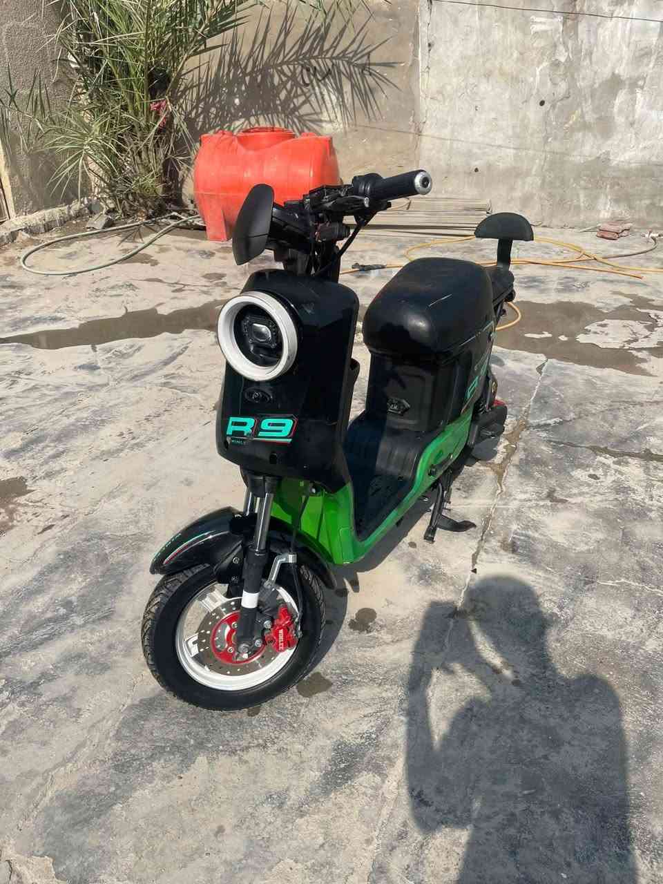 R9 • موديل 26 • بطاريات كبار