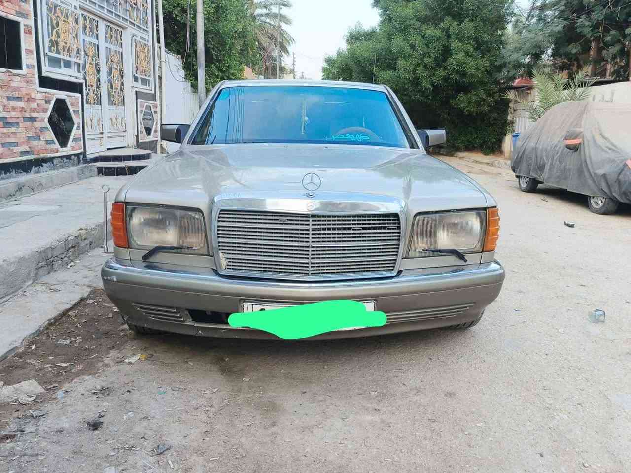 مارسيدس جامبو • ١٩٩٠ • رقم بغداد