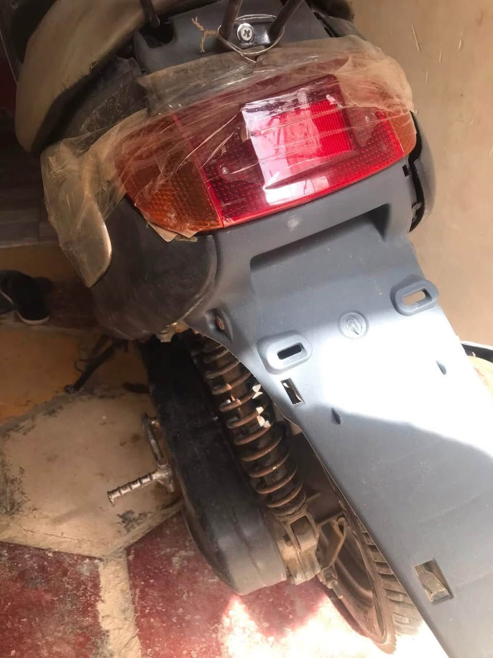 مستعجل عليها ١٥٠ وبيها مجال الشراي قايشها تعبان بس كلشي شغال سلف لايت بك لايت مكان ناصريه ***********
